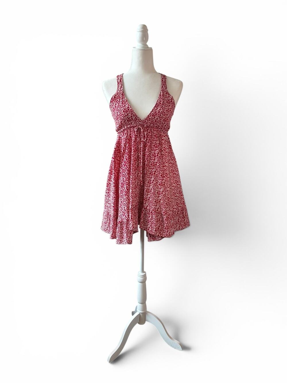 Rue Stiic Floral Mini Dress Sz XS Red White Halter V-Neck Boho Rayon